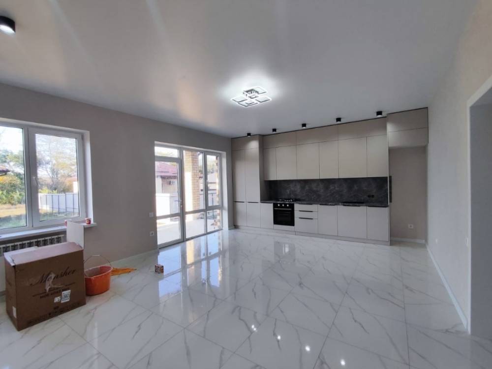 Ставропольский край, Михайловск, Николая Пирогова ул.; Коттедж 100м² на участке 3 сот. 1 эт.