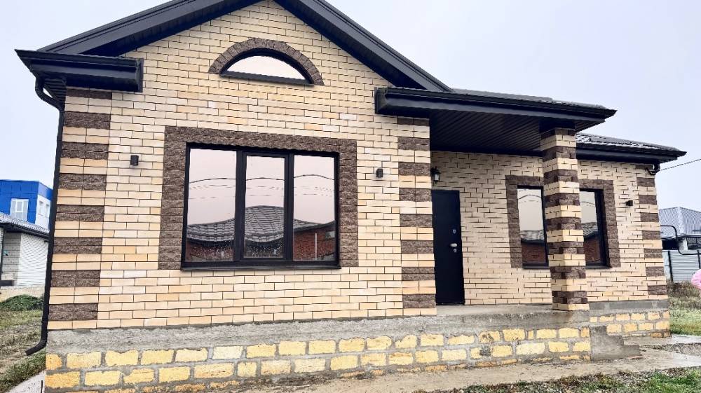 Ставропольский край, Михайловск, Николая Антонова ул.; Дом 135м² на участке 4,41 сот. 1 эт.