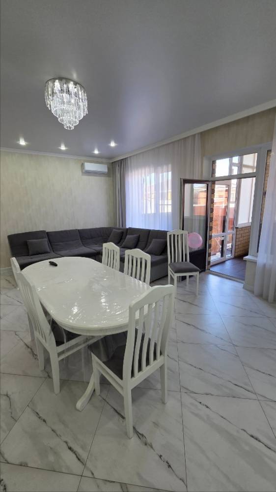 Ставропольский край, Михайловск, Владимира Селедкина ул.; Коттедж 110м² на участке 3 сот. 1 эт.